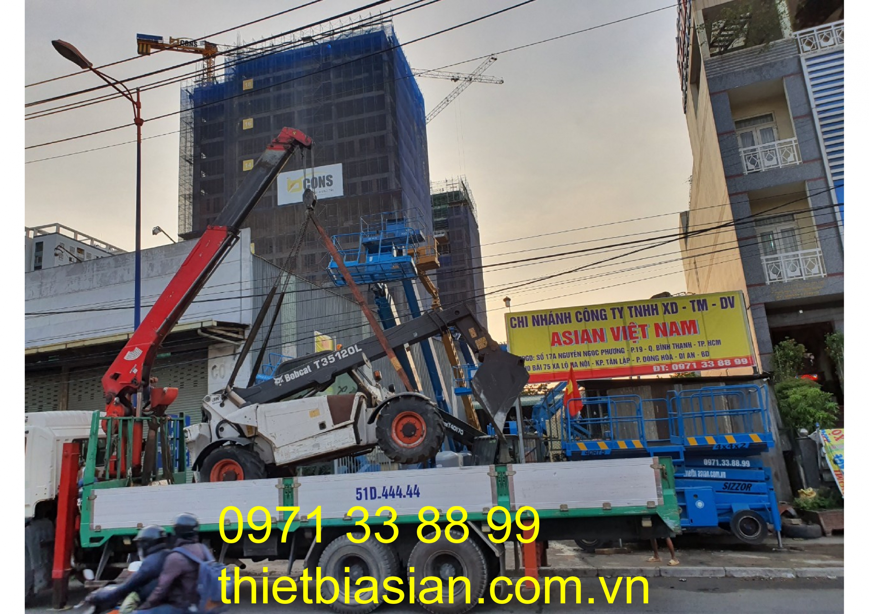 Xúc lật Bobcat T35120L (12m) về kho Hồ Chí Minh